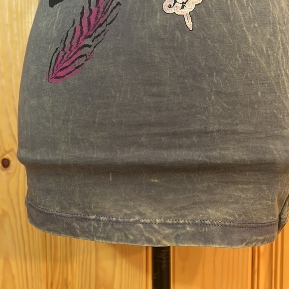 NWT Christian Audigier Spirit Beads Crew Neck Tee Sz-M - Picture 4 of 9